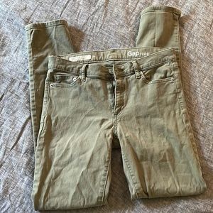 Gap Authentic True Skinny olive green jeans